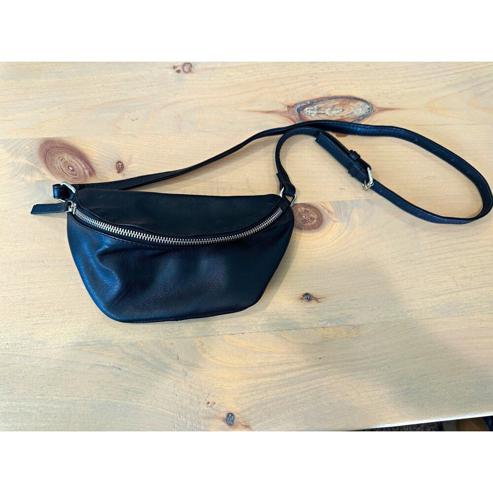 ASOS DESIGN Black Crescent Crossbody Bag Silver Zip Adjustable Strap Lined